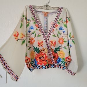 Women's Floral Blouse by Flying Tomato 🍅